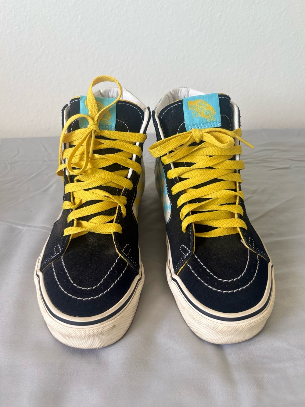 Vans x The Simpsons Kids' High-Top Sneakers in Yellow/Black - Picture 3 of 3
